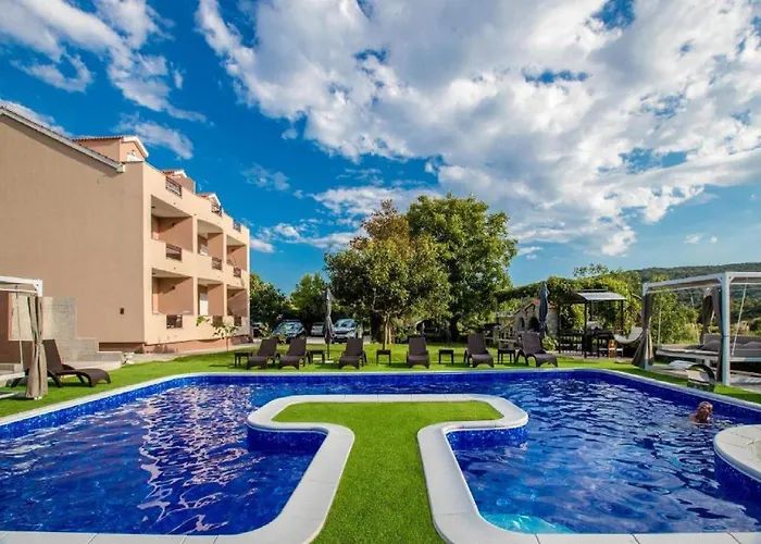 Lejlighed Subic - Two Bedroom With Balcony A2 *